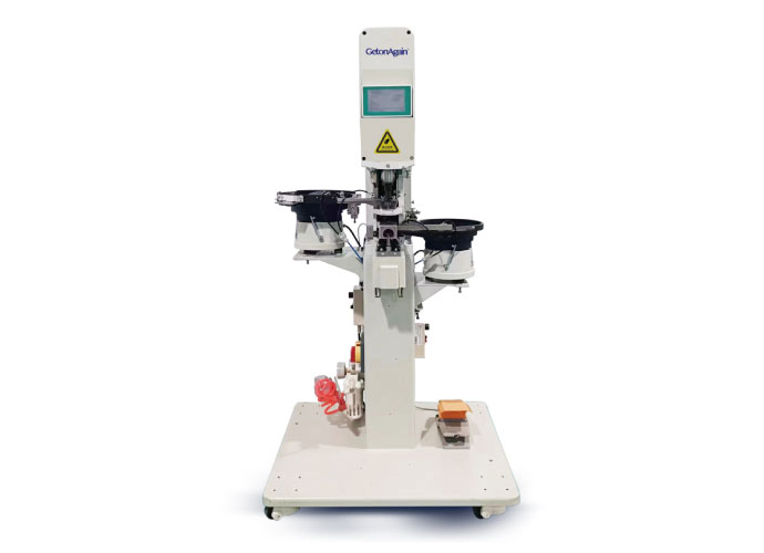 Automatic Snap Button Attaching Machine
