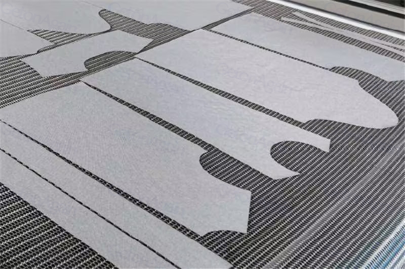 Automatic Feeding Laser Cutting Machine (Dual Head)